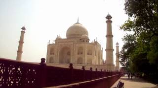 preview picture of video 'Taj Mahal in India, Taj Mahal of Agra, Day trip to Taj Mahal'