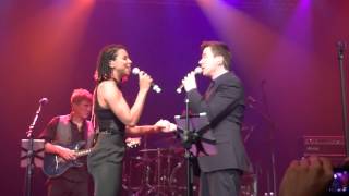 Rick Astley - Hold Me in Your Arms - Rio - 12/04/2014