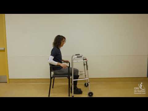 Levé chaise avec appui-bras marchette