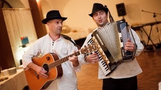 Hráme na slovenskej svadbe (Neďaleko mlyna, Dedinka v údolí, Krčmárik maličký) Hráme na slovenskej svadbe (Neďaleko mlyna, Dedinka v údolí, Krčmárik maličký)