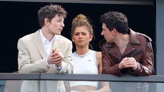 Zendaya is a vision in white as she enjoys the sights of Sydney alongside her Challengers castmates