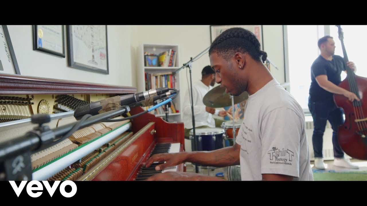 Julius Rodriguez - Let Sound Tell All At Home (Live)