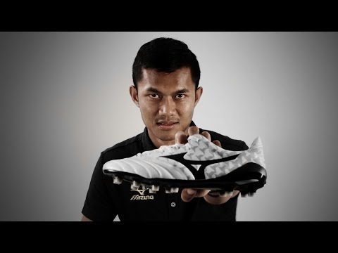 Mizuno Science - Thailand - Mongkol Tossakrai (Football)