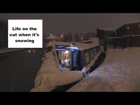 Narrowboat Life on The Cut When It Snows #70