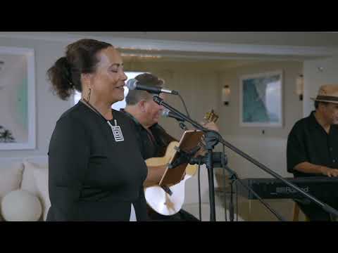 Faith Ako - You Make It Hard