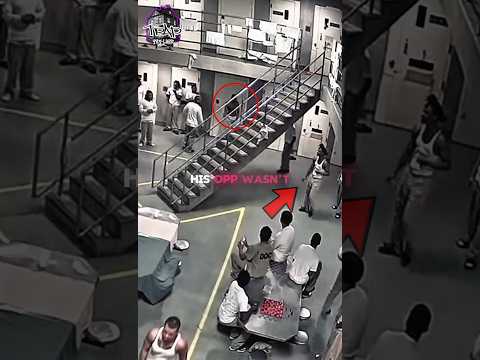 KING VON SHOWS RIVAL INMATE VICIOUS SQUABBLE TECHNIQUE IN PRISON