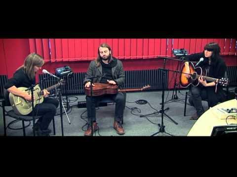 Studio Brussel: Band Of Skulls - The Devil Takes Care of His Own