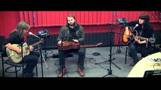Studio Brussel: Band Of Skulls - The Devil Takes Care of His Own