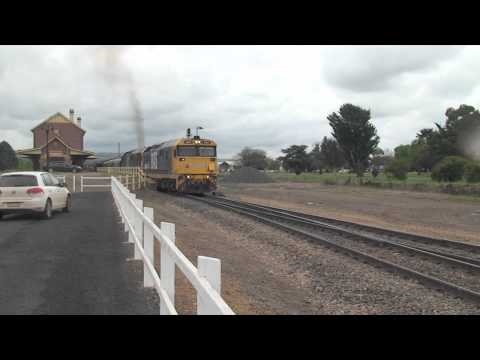 Cootamundra West train