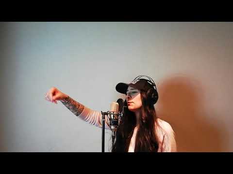 Paradox Woman #hot16challenge2