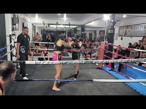 Paola Guimarães X Mel Martins (4° round) - 8° CAMPEONATO INTERNO RASTHAI MUAYTHAI