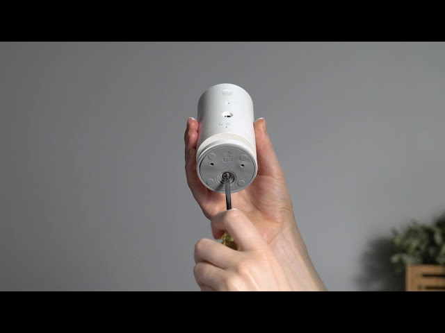 Video Teaser für Installation der Ring Stick Up Cam Plug-In