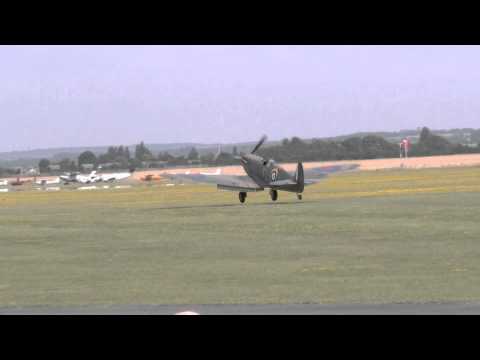 Flying Legends 2014 The spitfires
