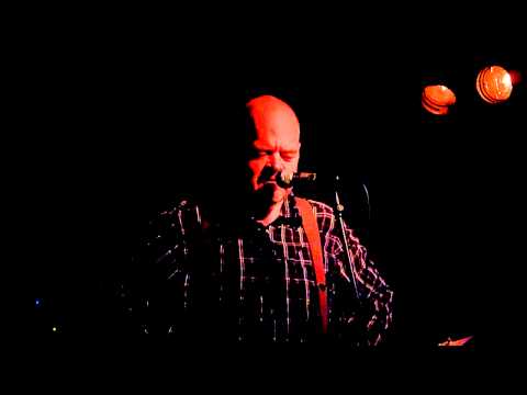 David Thomas of Pere Ubu - Rant About Vinyl