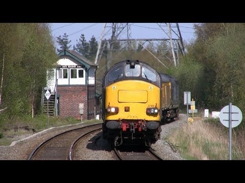 37611 tnt 37612 1Q13 Crewe CS - Wrexham Central @ Hawarden Bridge 15/04/14