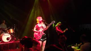 William (en vivo) Russian Red en el Lunario