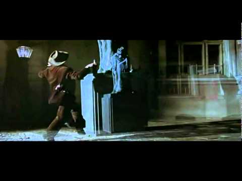 Modigliani's dancing around the statue