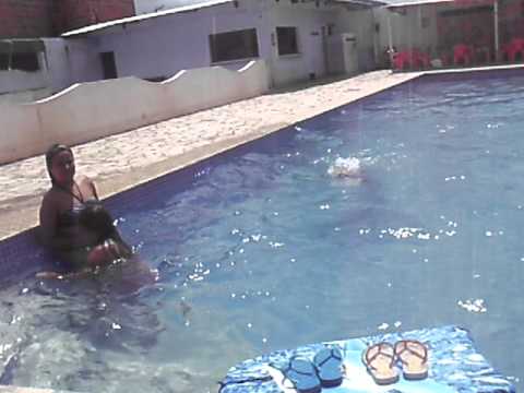 no brasil na piscina