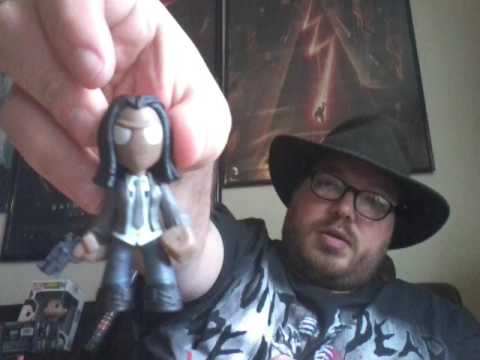Unboxing a full case of Hot Topic Exclusive Walking Dead Mystery Minis Series 4