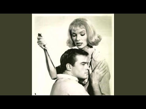 knock em off (feat. Cardoftw)