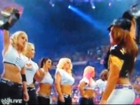 WWE RAW 10/5/09 PART 1,Divas,Big strong Black Guy and Ben Roethlisberger ...