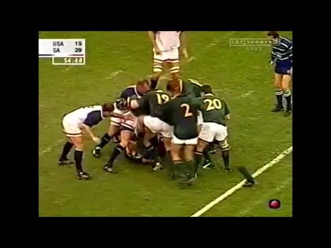 André Venter stamps on his own teammates head