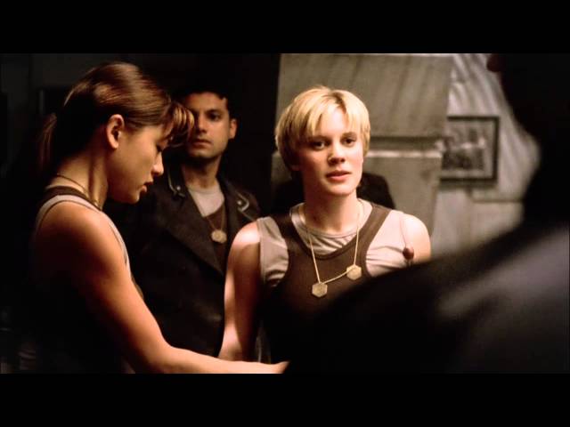 Vídeo relacionado con Battlestar Galactica cuando el Cylon ataca Camiseta