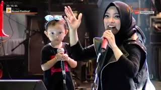 Download lagu KOTAK - Pelan Pelan saja Tantri meneteskan air mata mp3