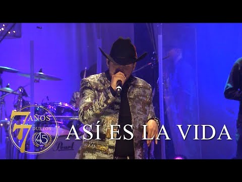 CuatroPunto5 - Así Es La Vida [En Vivo]