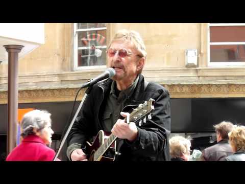 Busking - Johnny Cash Ring Of Fire - Bernie Stuiver Cover