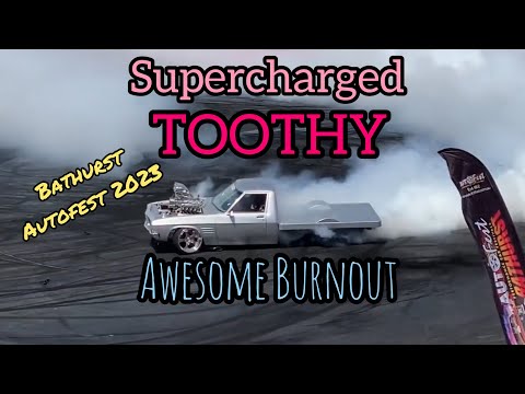 Supercharged TOOTHY Holden Awesome burnout Bathurst Autofest 2023 #burnout  #holden