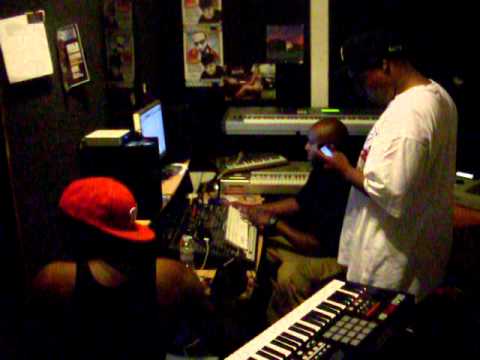 Mackrdslim Video Raspy production Gold Fingaz FIREWORKS