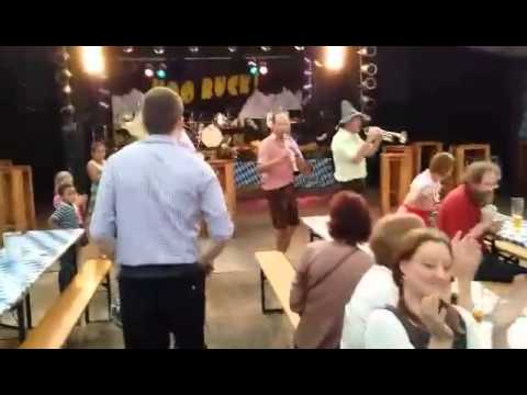 HOO RUCK! Einmarsch Oktoberfest Hamburg 2014