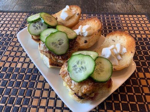 How to Make Frikadeller Sliders (Yummy Pork Sliders!)