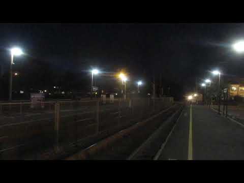 Trem de trânsito de NJ da Bombardier Bi-Levels em Spring Lake