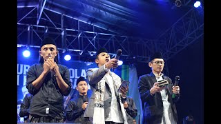 Download lagu Pasir Luhur Bersholawat - Grup Hadroh Majelis Bolosewu Kebumen, Gus Fahe, Gus Nizar Ali, Gus Ahong mp3