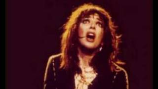 Kate Bush - James And The Cold Gun
