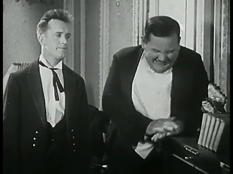 3. Zwei Herren Dick & Doof - Der Dicke im Brunnen Restauriert by Laurel & Hardy TV