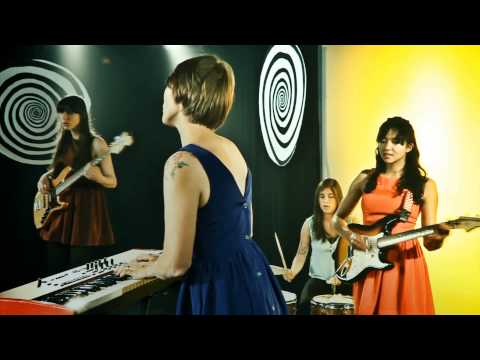 La Luz - Brainwash (Official Video)