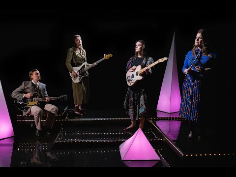 The Garrys - "Cakewalk" (Official Video)