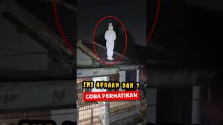 Download lagu Pocong di Atas Atap! #pocong #hantu #misteri #penampakan mp3