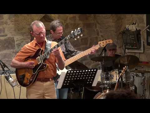 BRAZILIANA  "The Triangle"