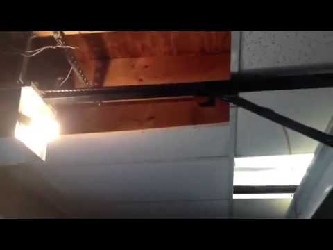 garage door opener 172