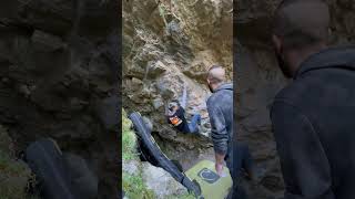 Video thumbnail de Osezno, 7a+. El Bierzo