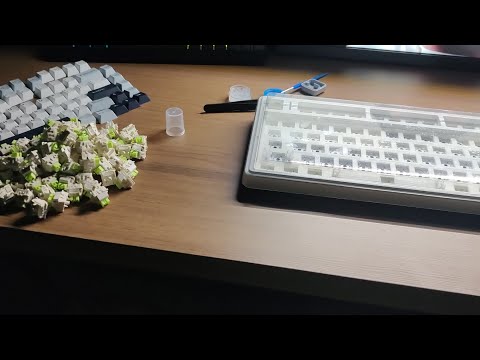 Lubrificando os Switches do meu Aula F75! A sensação de digitação MELHOROU bastante!