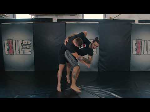 MMA Technique: The Head & Arm Throw