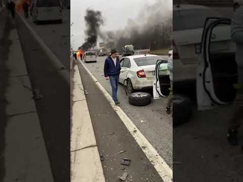 Уходивший от полицейской погони на мкад водитель bmw получил ранение