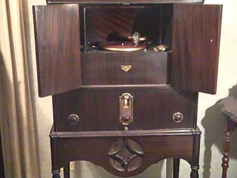 GOLDEN GATE CALIFORNIA RAMBLERS - AM I WASTING MY TIME ON YOU - ROARING 20'S VICTROLA