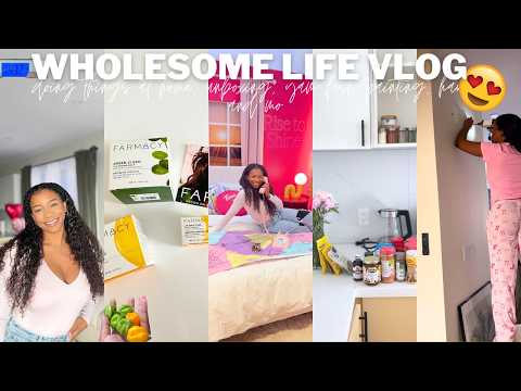 WEEKLY VLOG- I’m starting to settle & my life in Toronto is getting better…(starting French, unboxin