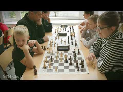 Szanyi D. (538) - Szoke N. (1814) | NYH Chess